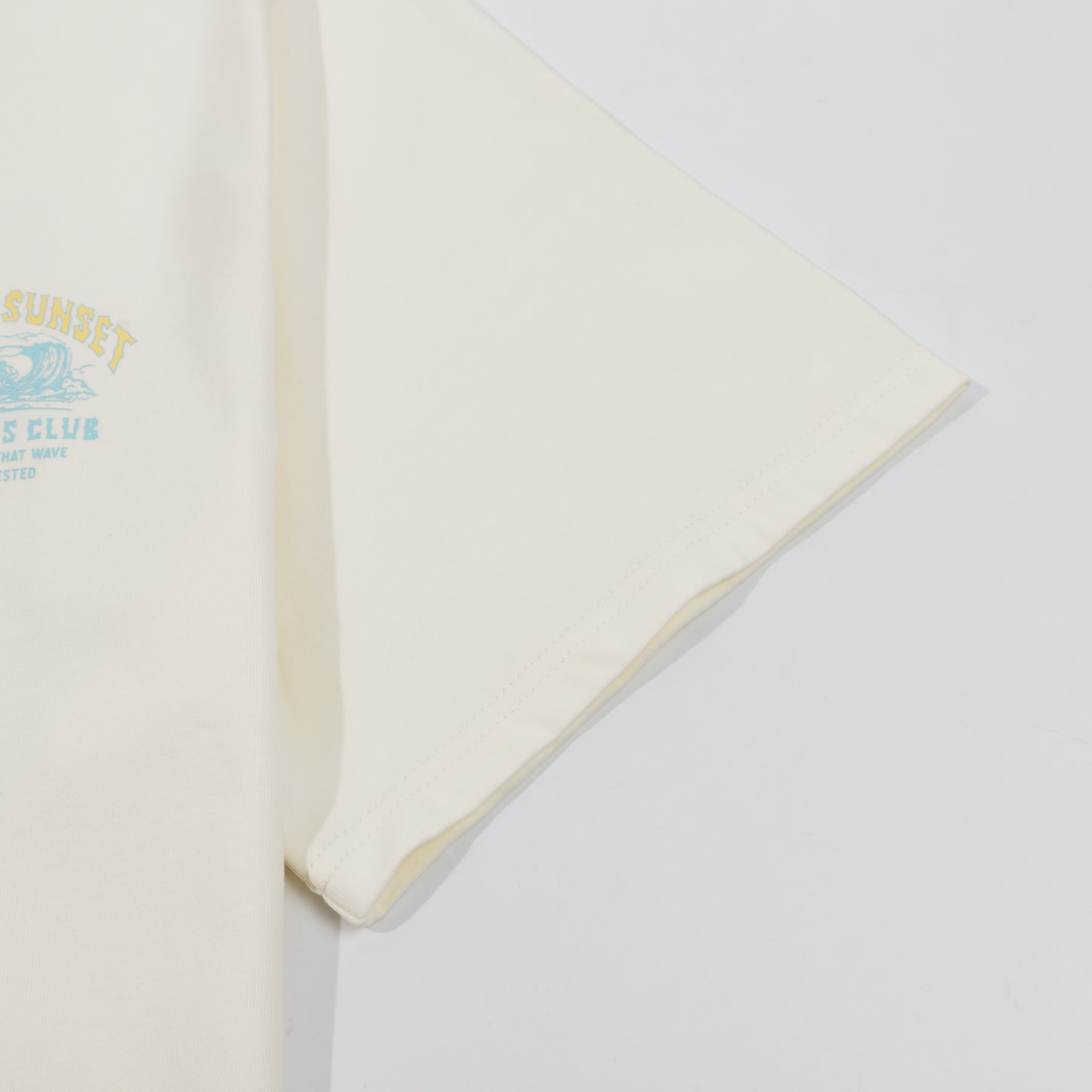 ItalianBach Beach Unisex Crop T-shirt - Off-White